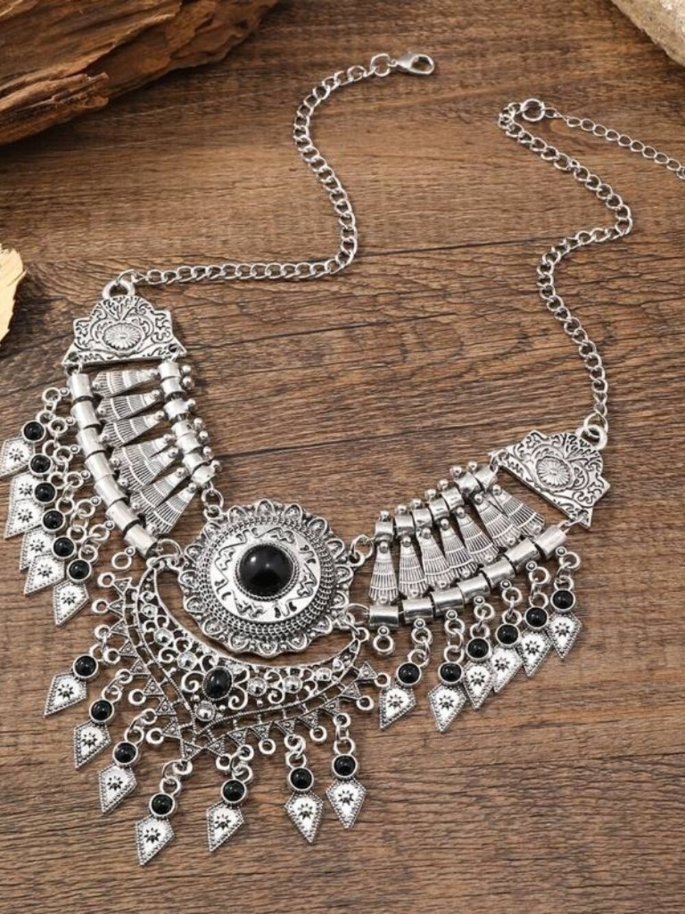 067 Antique Silvery Black Vintage Ethnic Style Female Fashion Necklace Pendant C